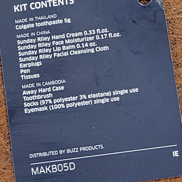 New AWAY Travel The Mini Suitcase Toiletry Case United Polaris Amenity Kit Pouch - Picture 10 of 15